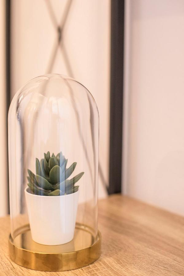 Homey Experience - Navy Sea View Apartments Olbia Esterno foto