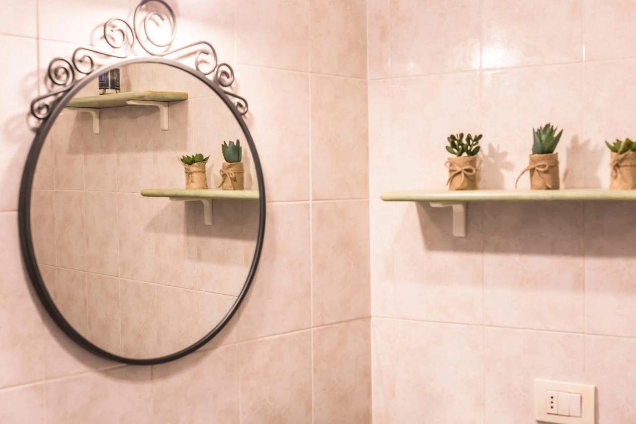 Homey Experience - Navy Sea View Apartments Olbia Esterno foto