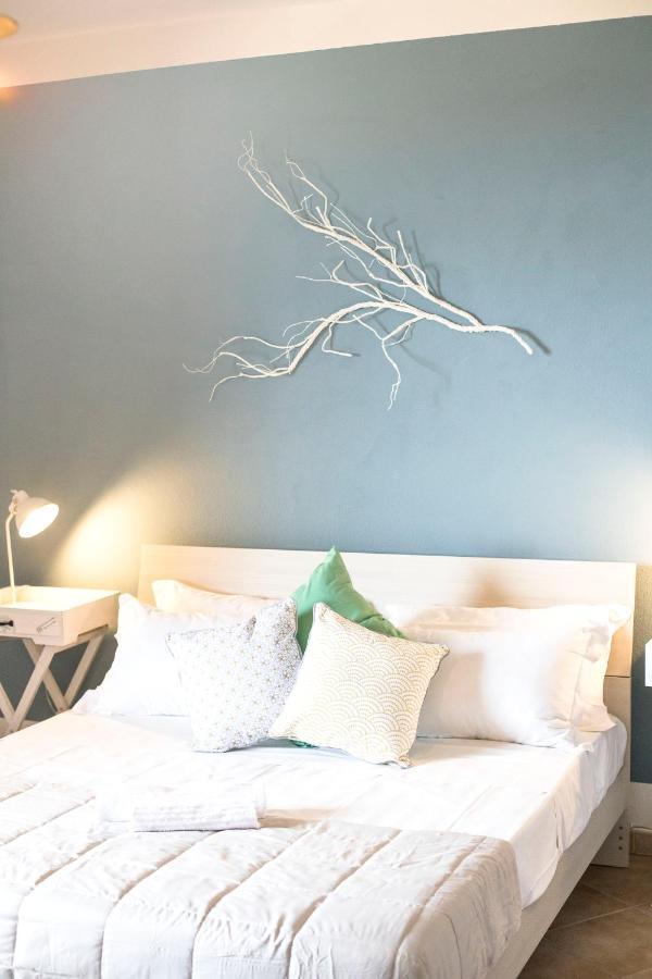 Homey Experience - Navy Sea View Apartments Olbia Esterno foto